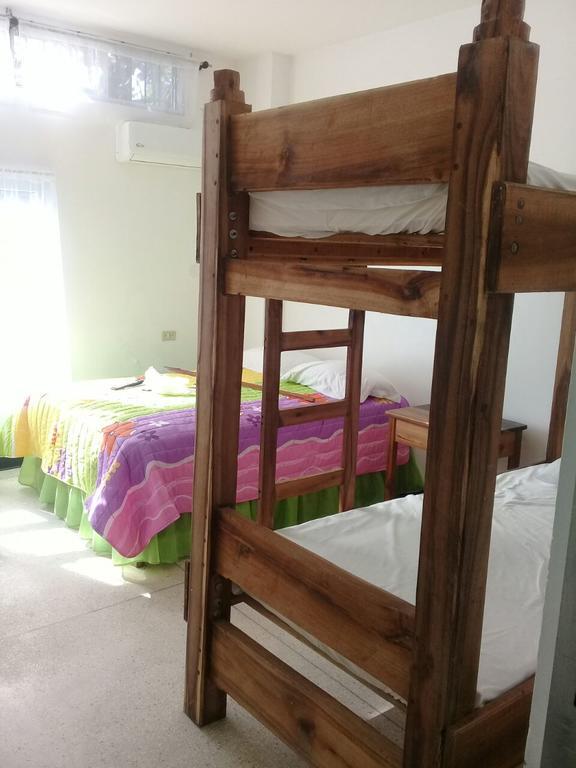Hostel Quintonido Jarabacoa Exterior photo